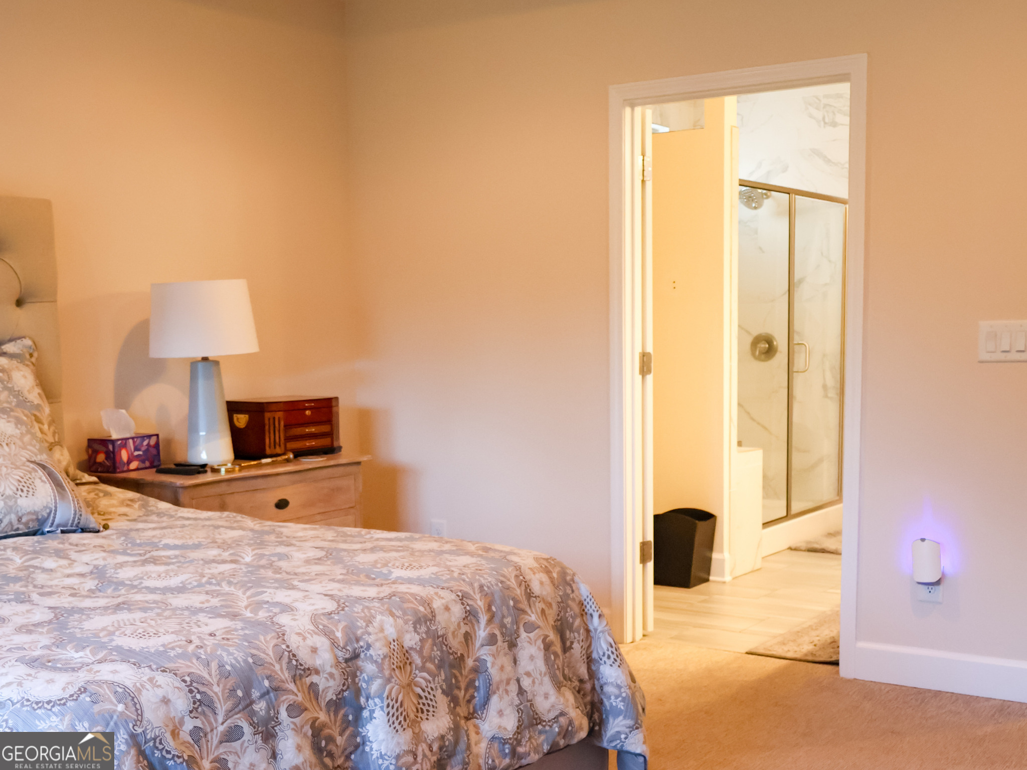 218 Florence Road Peachtree City, GA 30269 - Photo 26 of 47 a bedroom with a bed and a lamp