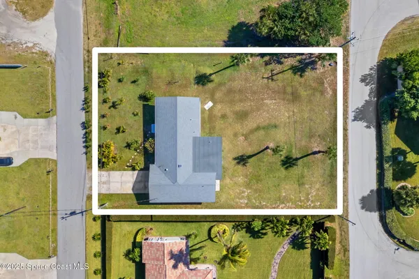 $879,000 | 107 Franklyn Avenue, Indialantic, FL 32903