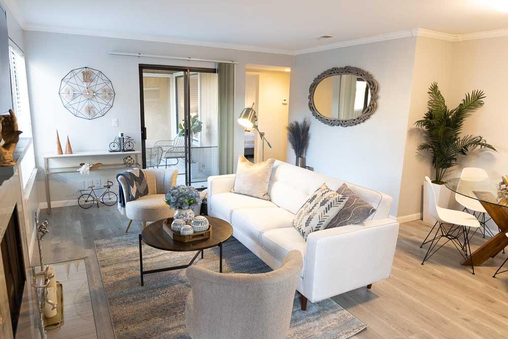 115 Rancho Drive, Unit B San Jose, CA 95111 - Photo 2 of 18 a living room with furniture and a window
