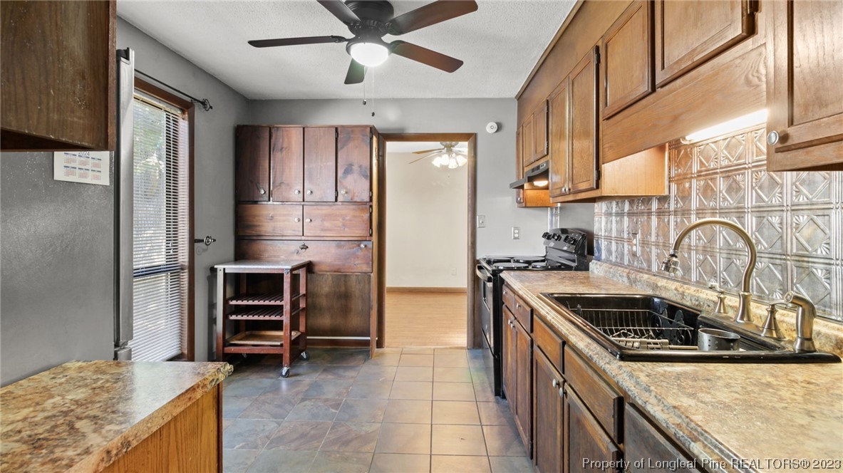 1812 Rivergate Road Fayetteville, NC 28304 - Photo 6 of 37 Gallery Image 6