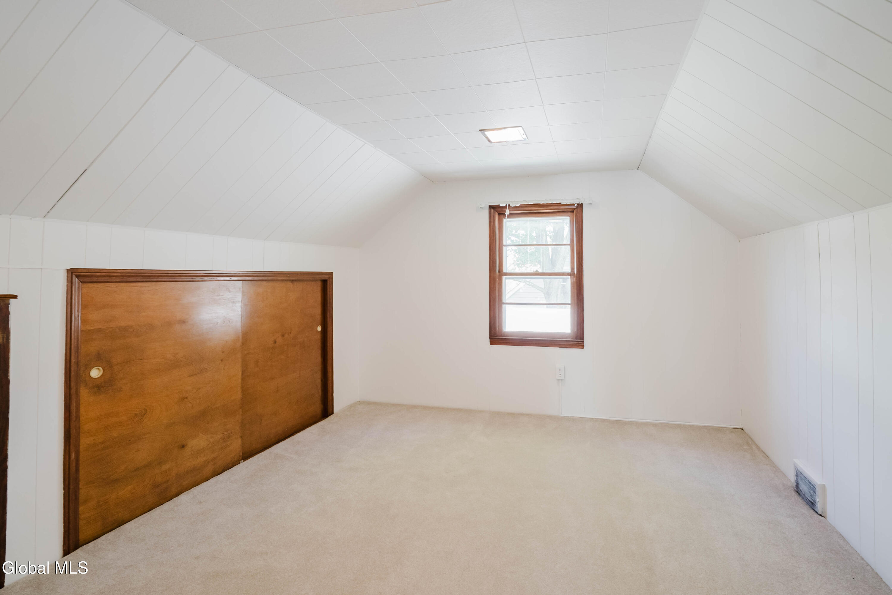 13 Swayze Drive Colonie, NY 12110 - Photo 18 of 35 20