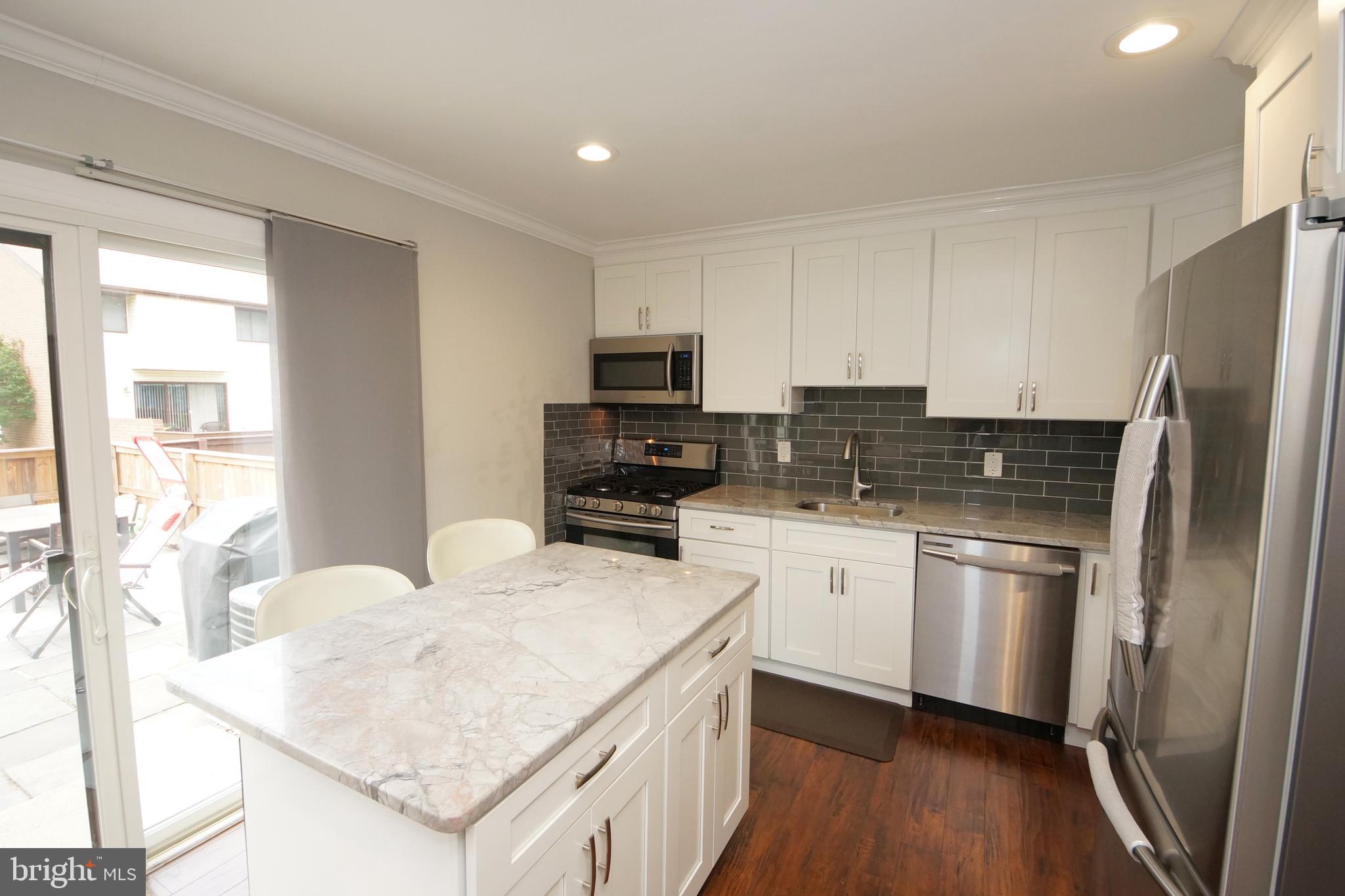 827 Jamestown Road East Windsor, NJ 08520 - Photo 14 of 43 Gallery Image 14