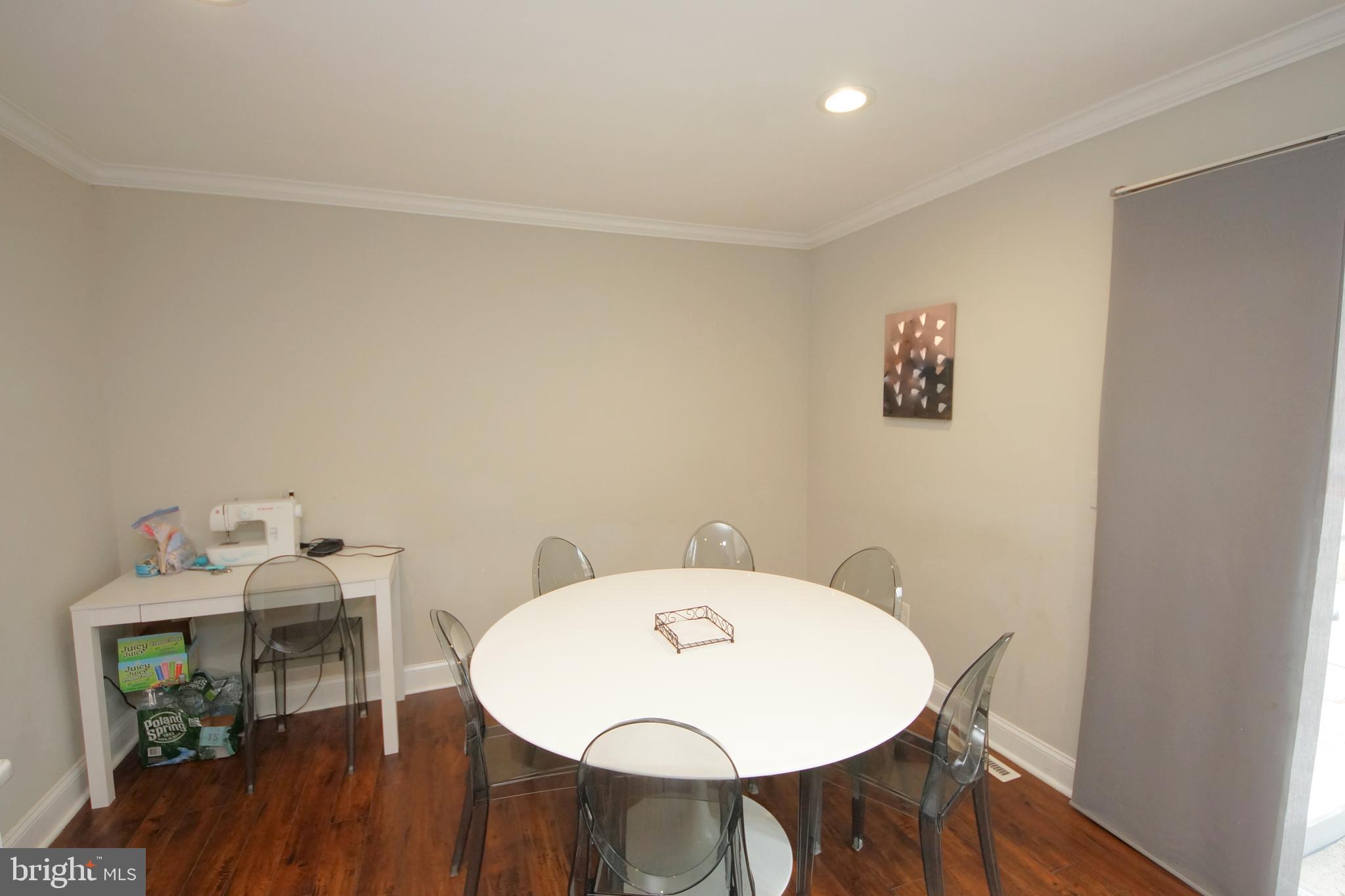 827 Jamestown Road East Windsor, NJ 08520 - Photo 19 of 43 Gallery Image 19