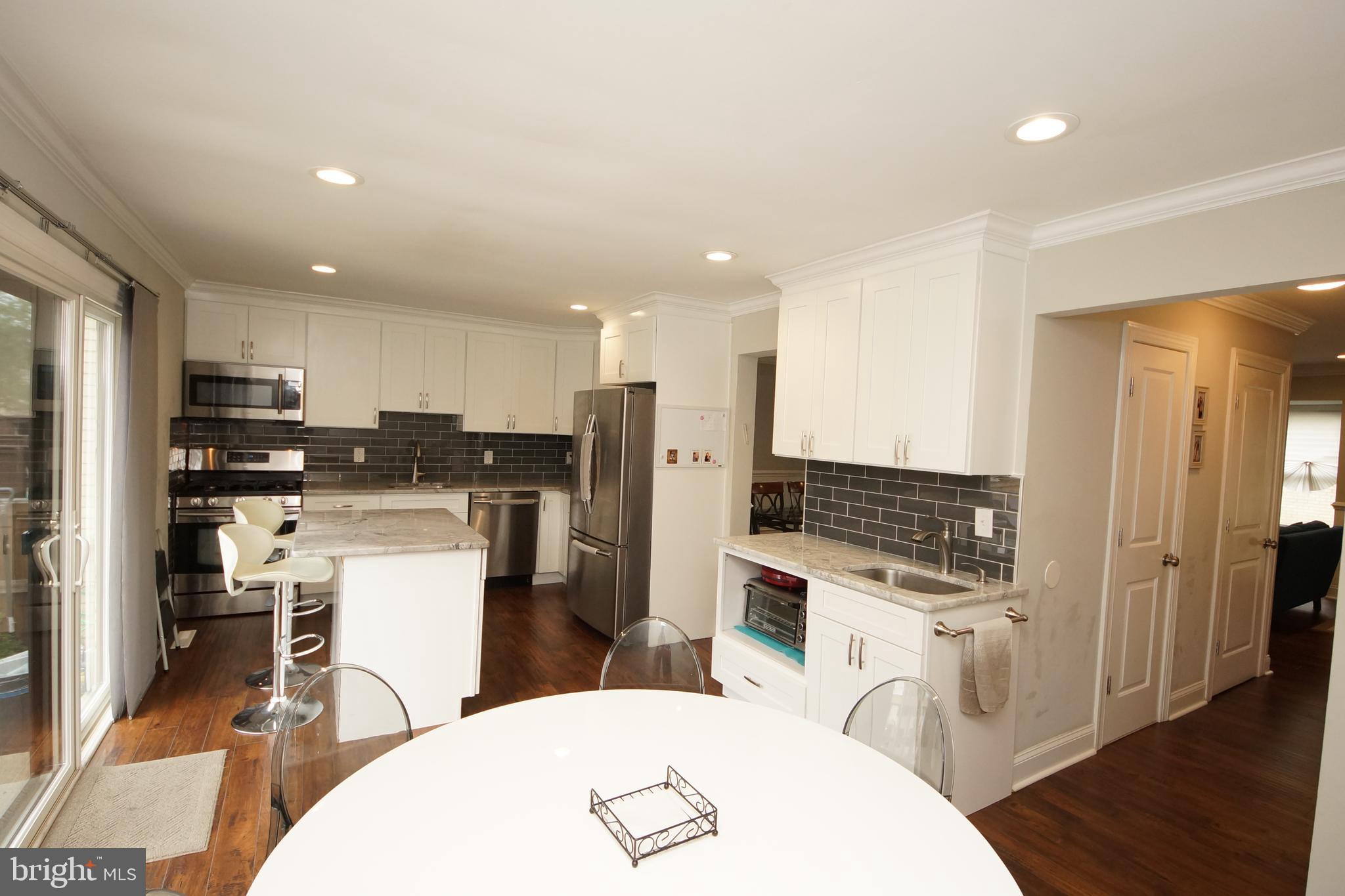 827 Jamestown Road East Windsor, NJ 08520 - Photo 20 of 43 Gallery Image 20