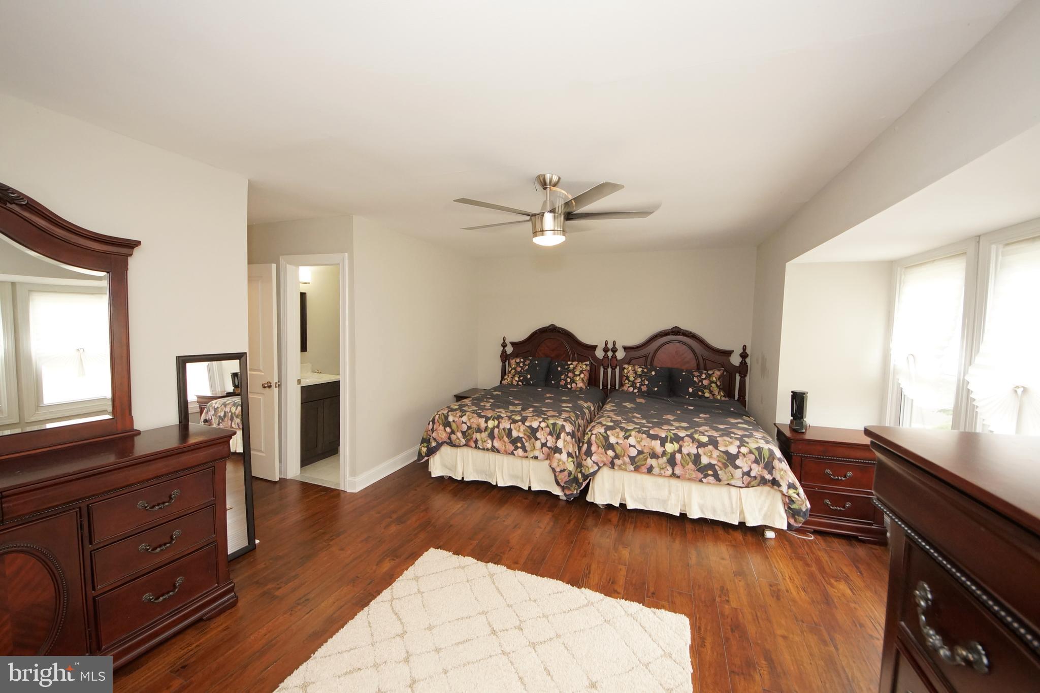 827 Jamestown Road East Windsor, NJ 08520 - Photo 24 of 43 Gallery Image 24