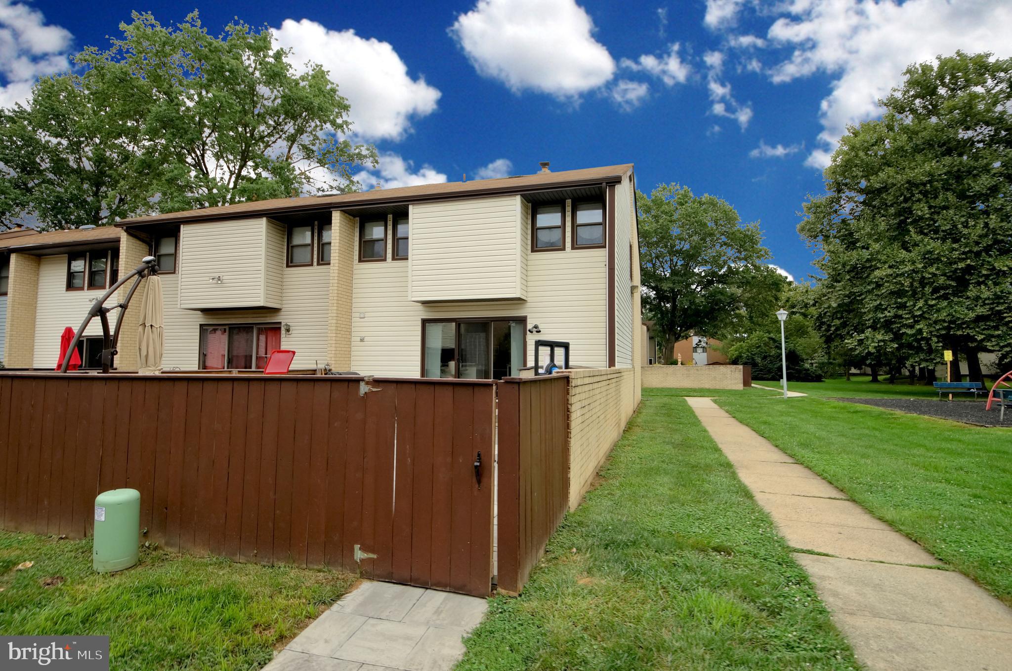 827 Jamestown Road East Windsor, NJ 08520 - Photo 36 of 43 Gallery Image 36