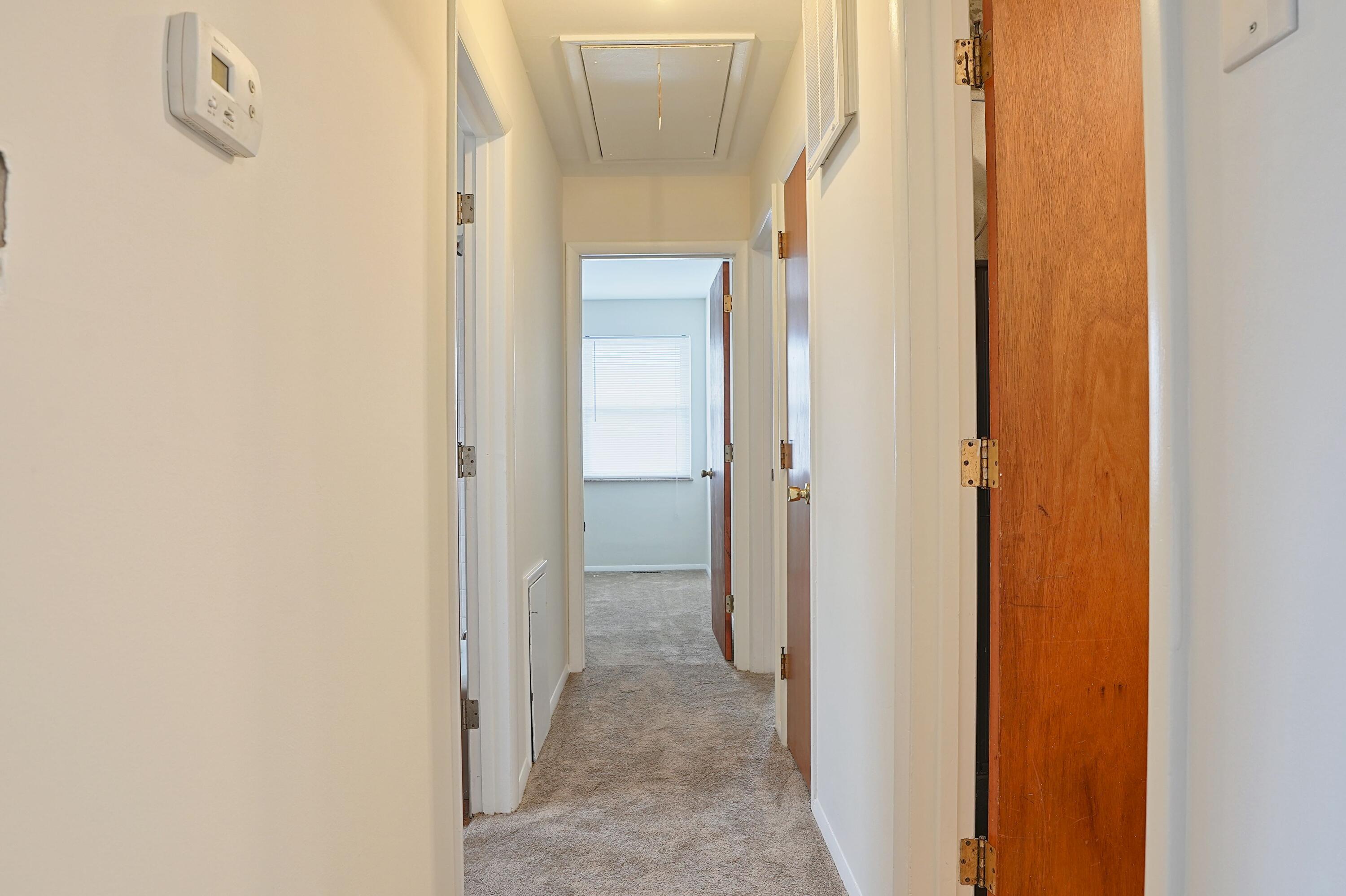 4352 Sunray Road Dayton, OH 45429 - Photo 19 of 27
