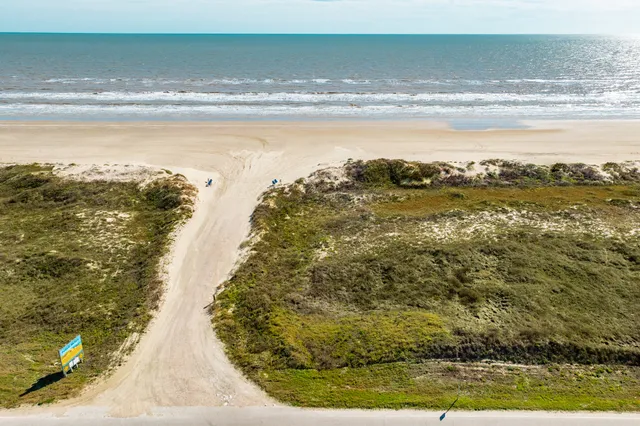 $498,000 | 4226 Bluewater / County Road 257 Highway, Freeport, TX 77541