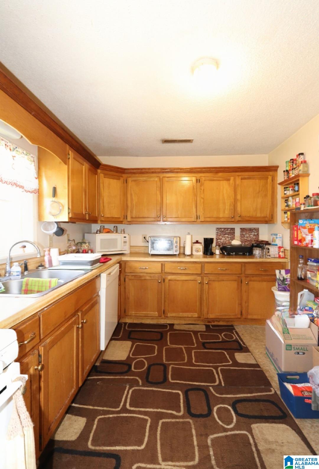 801 Walnut Street Talladega, AL 35160 - Photo 6 of 25