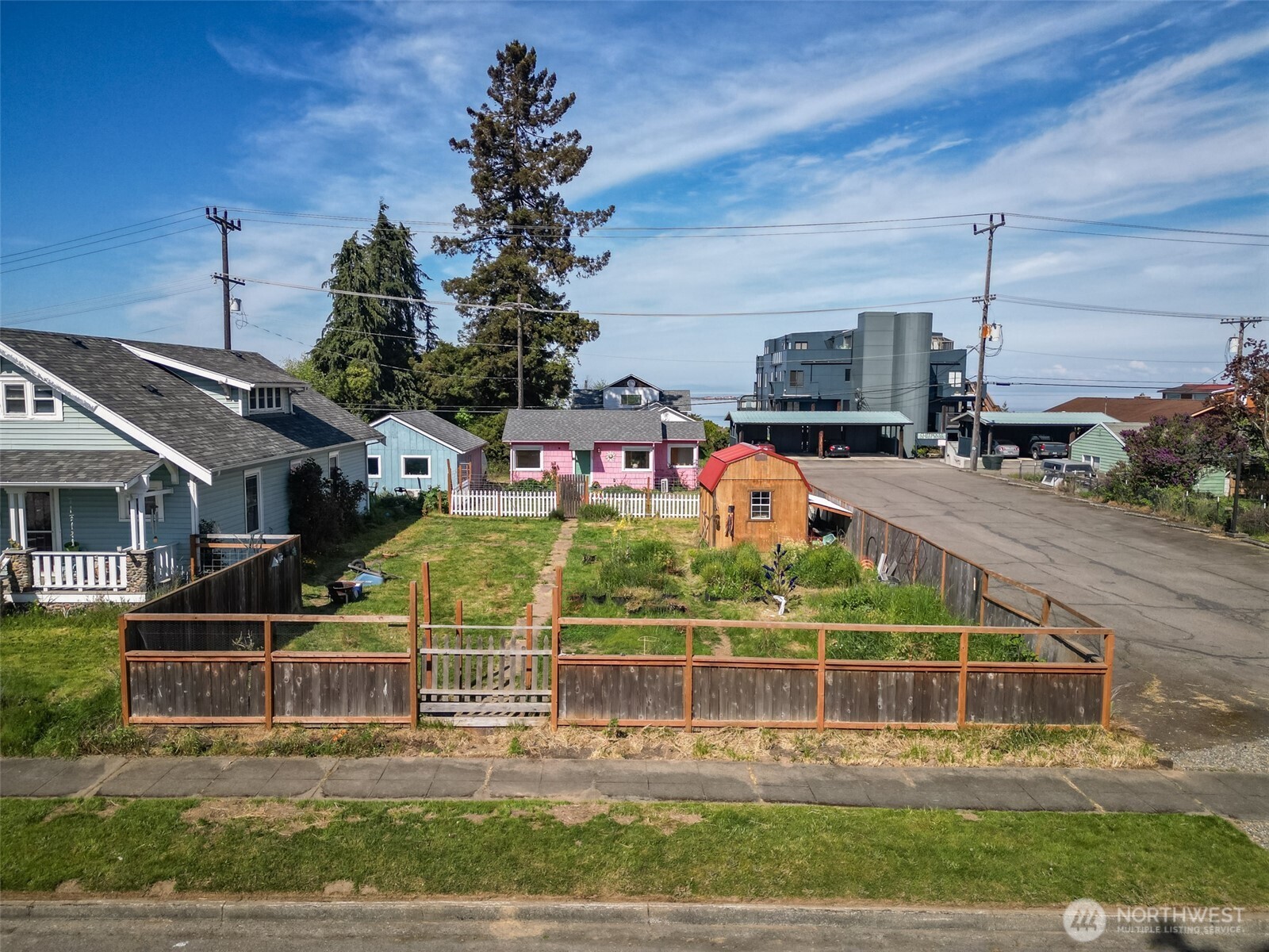 233 West 3rd Street Port Angeles, WA 98362 - Photo 2 of 35