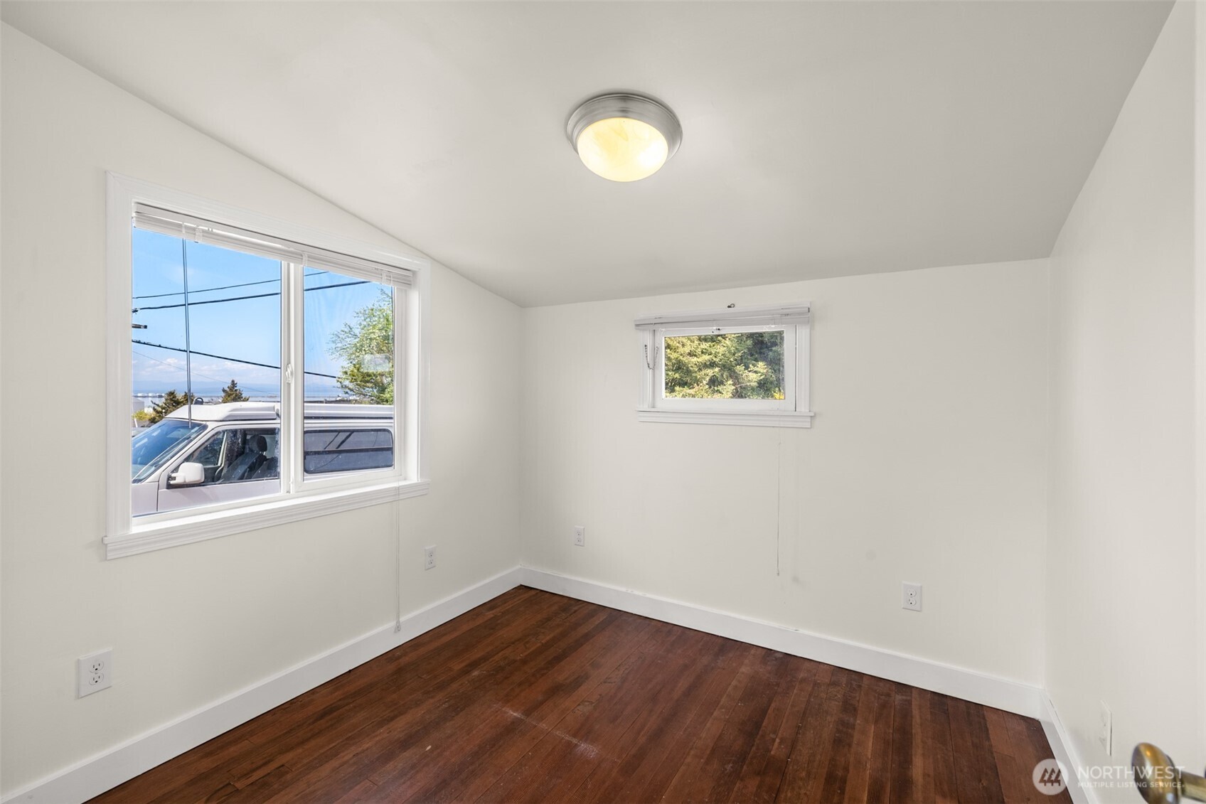 233 West 3rd Street Port Angeles, WA 98362 - Photo 23 of 35