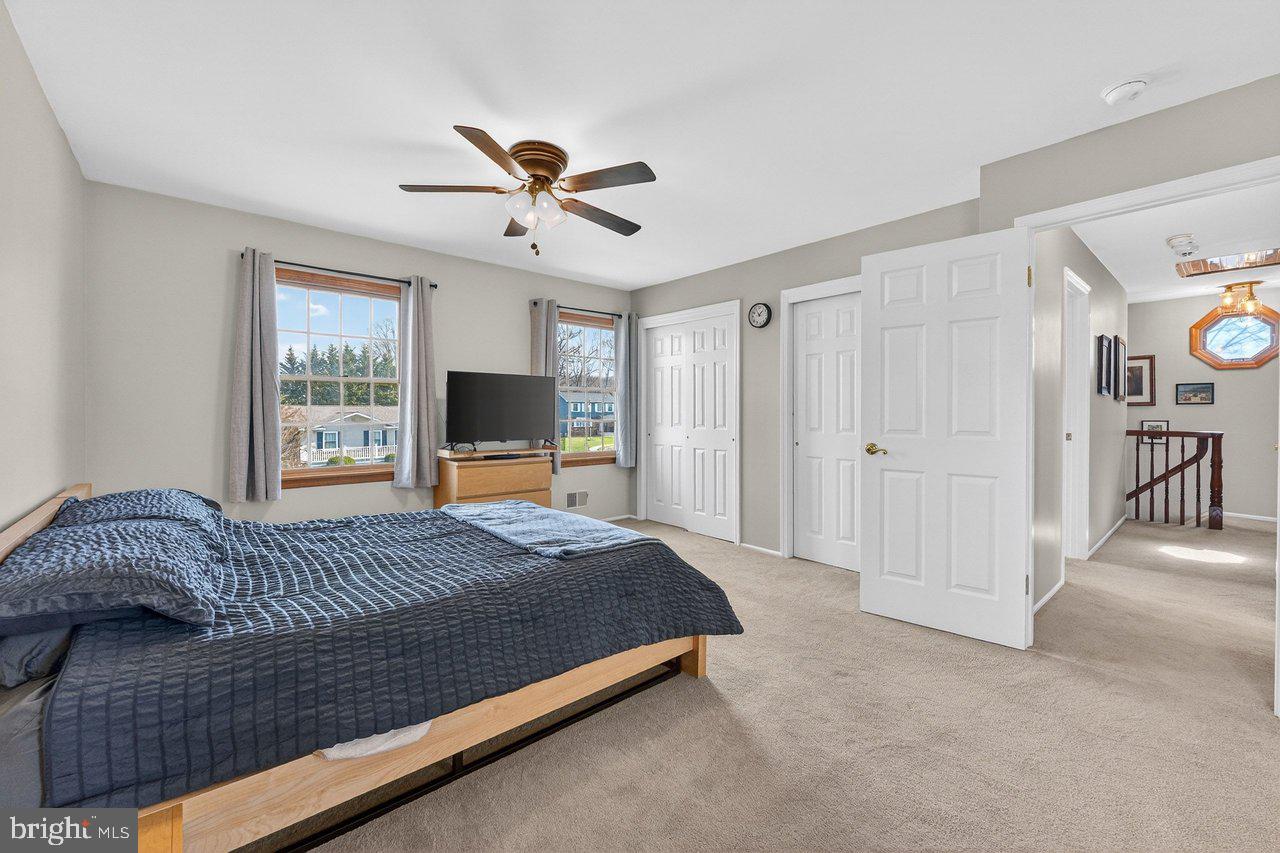 1 John Court Hamilton, NJ 08620 - Photo 16 of 33