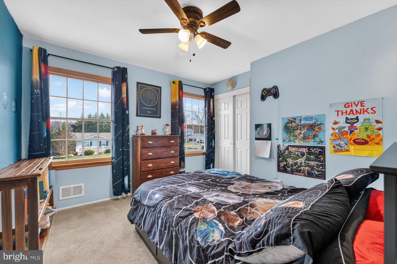 1 John Court Hamilton, NJ 08620 - Photo 19 of 33