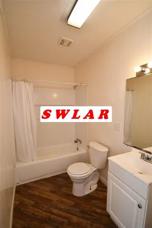 $995 | 2410 Stanton Street, Lake Charles, LA 70601