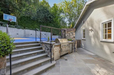 $4,895,000 | 3 Piedmont Road, Larkspur, CA 94939