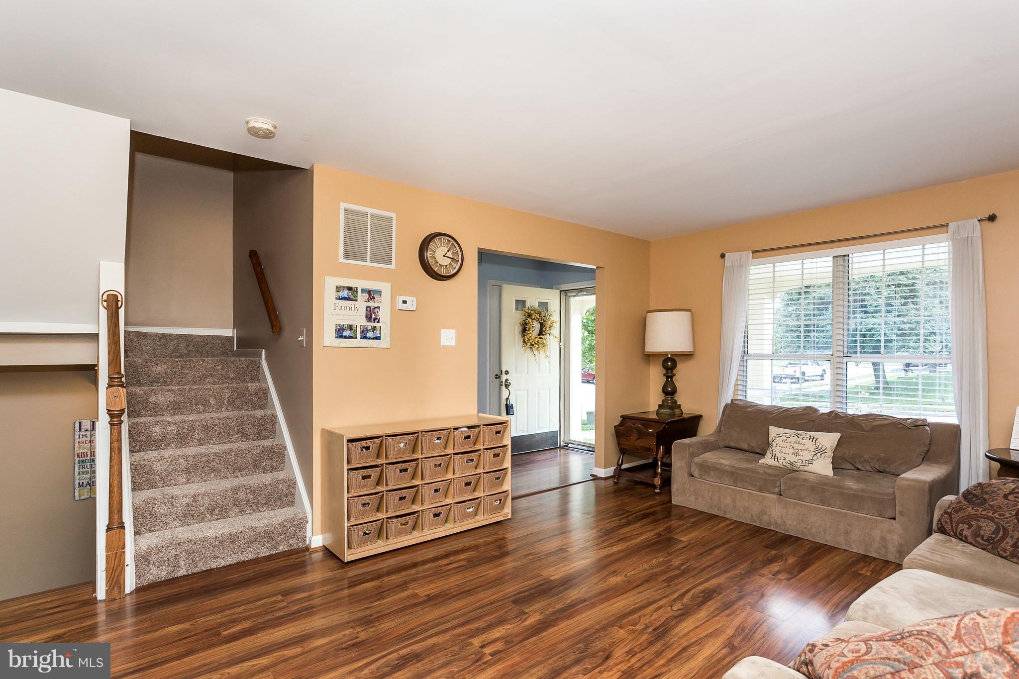 4466 Silver Teal Road Baltimore, MD 21236 - Photo 4 of 23 Living Room LR