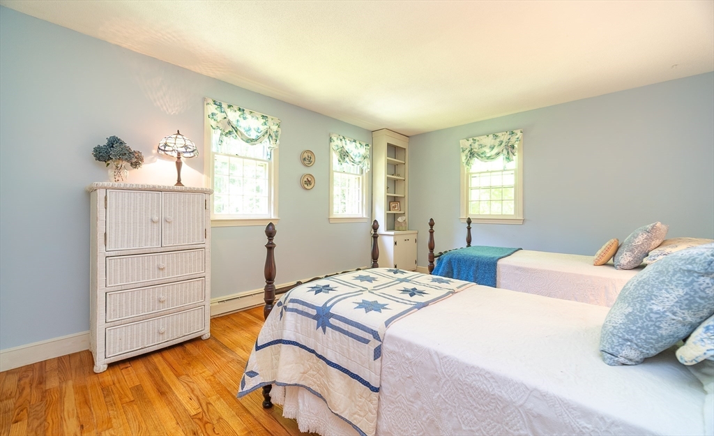 84 Greenwich Road East Longmeadow, MA 01028 - Photo 24 of 37