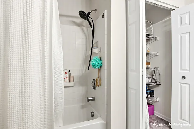 $250,000 | 1477 Sedgewood Court, Round Lake, IL 60073