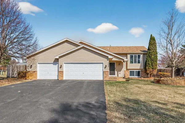 $375,000 | 7065 148th Lane Northwest, Ramsey, MN 55303