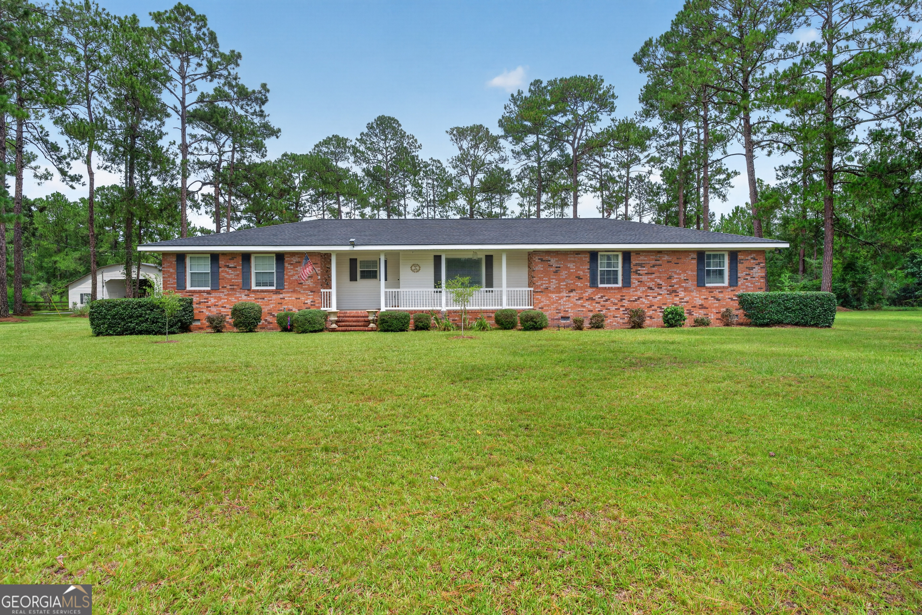 5486 Bowen Road Blackshear, GA 31516 - Photo 2 of 52 Gallery Image 2