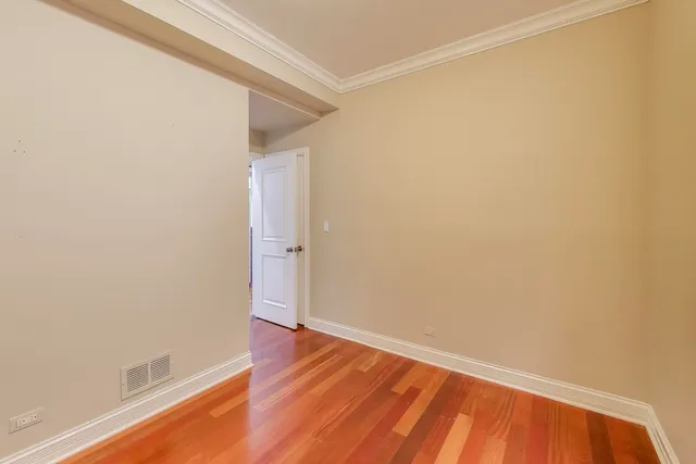 $2,500 | 4331 North Sacramento Avenue, Unit 2, Chicago, IL 60618