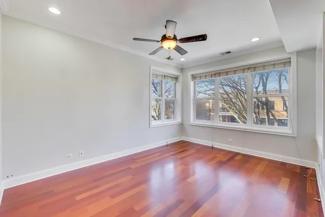 $2,500 | 4331 North Sacramento Avenue, Unit 2, Chicago, IL 60618