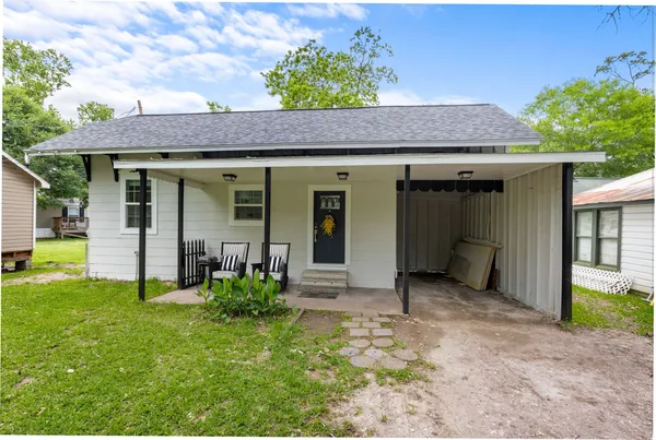 $2,100 | 412 Waco Avenue, League City, TX 77573