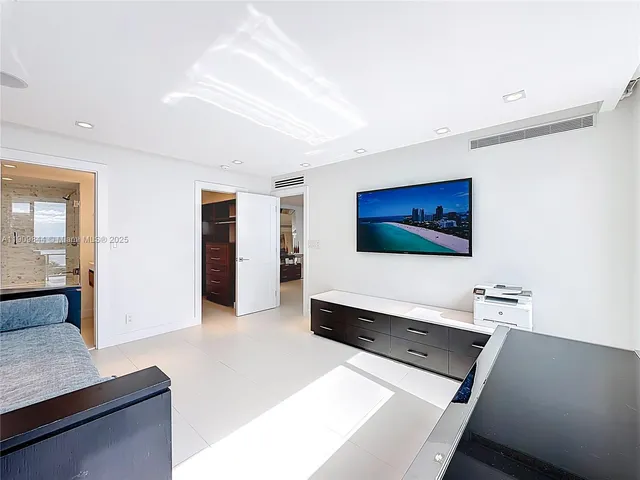 a view of kitchen and chair