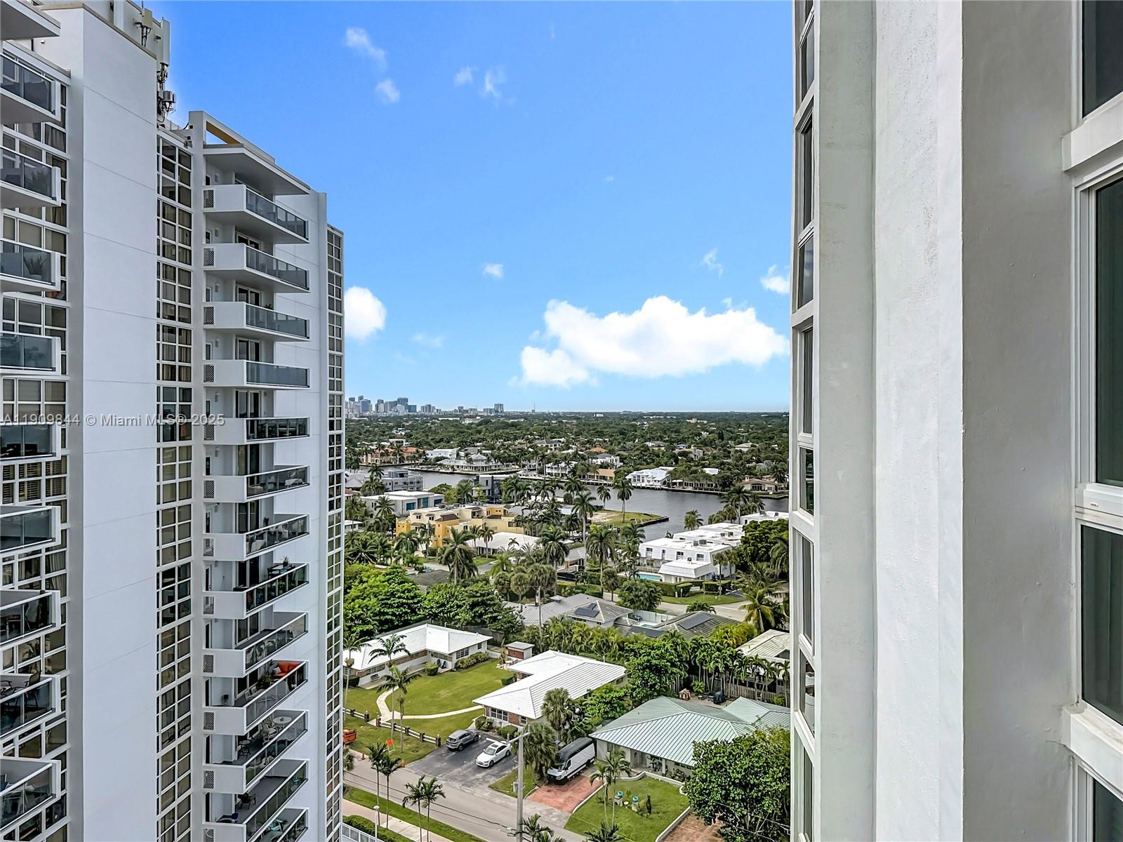 2715 North Ocean Boulevard, Unit 15D Fort Lauderdale, FL 33308 - Photo 44 of 57 a view of a city