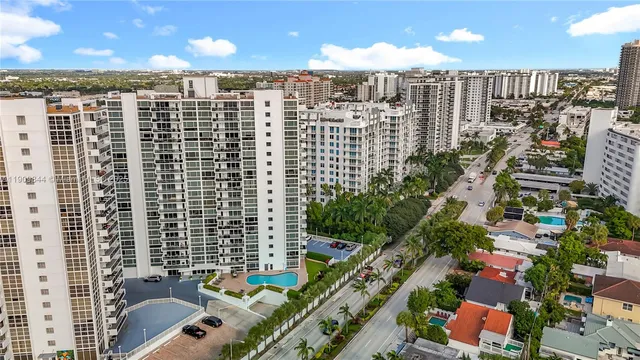 $4,750 | 2715 North Ocean Boulevard, Unit 15D, Fort Lauderdale, FL 33308