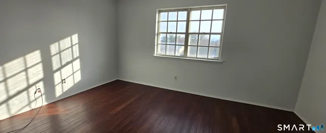 $245,000 | 50 Greenhouse Road, Unit 65D, Bridgeport, CT 06606