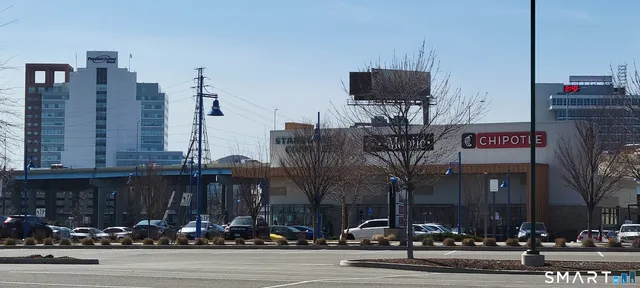 $245,000 | 50 Greenhouse Road, Unit 65D, Bridgeport, CT 06606