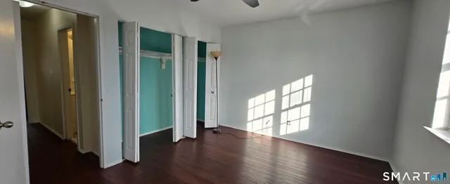 $245,000 | 50 Greenhouse Road, Unit 65D, Bridgeport, CT 06606