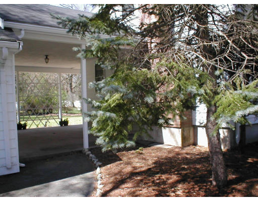16 Eaton Road Framingham, MA 01701 - Photo 4 of 10 a view of a house with a tree
