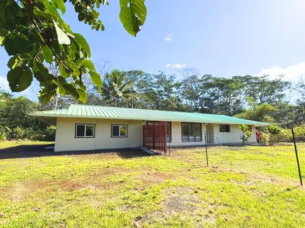 $650,000 | 15-1974 8th Avenue, Keaau, HI 96749