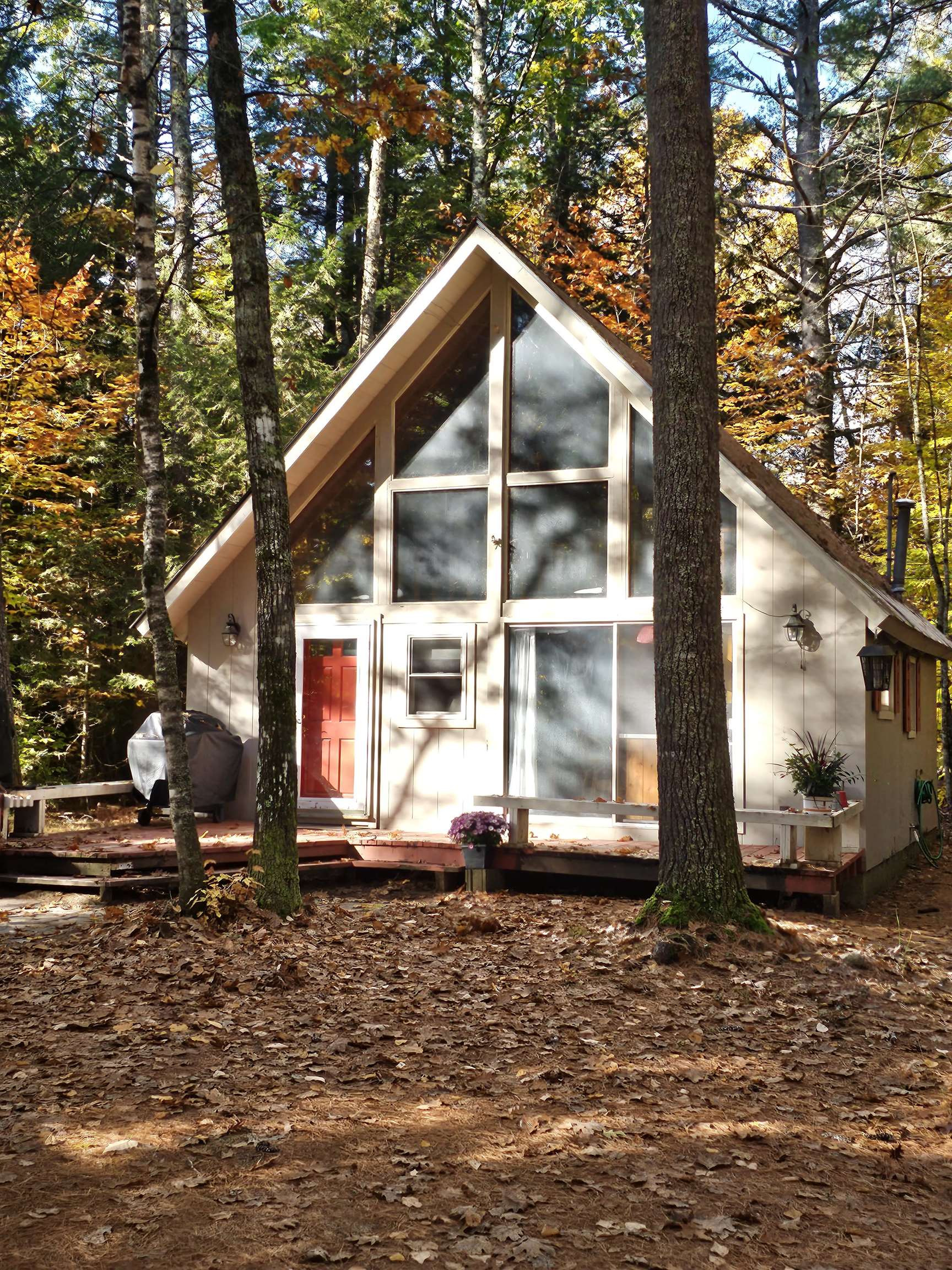 69 North Pines Road Conway, NH 03813 - Photo 2 of 28