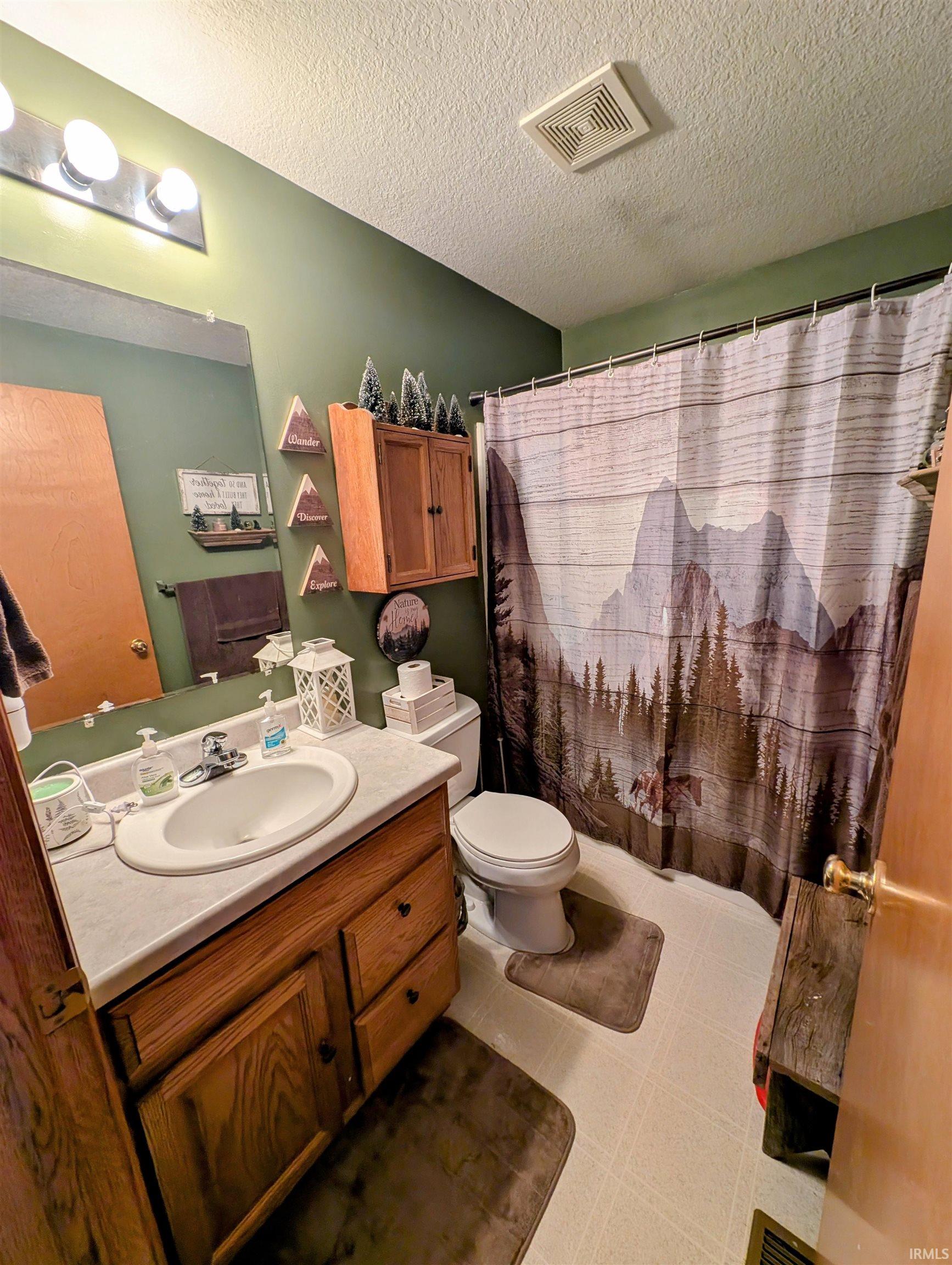 1247 West Division Road Huntington, IN 46750 - Photo 18 of 36 Gallery Image 18