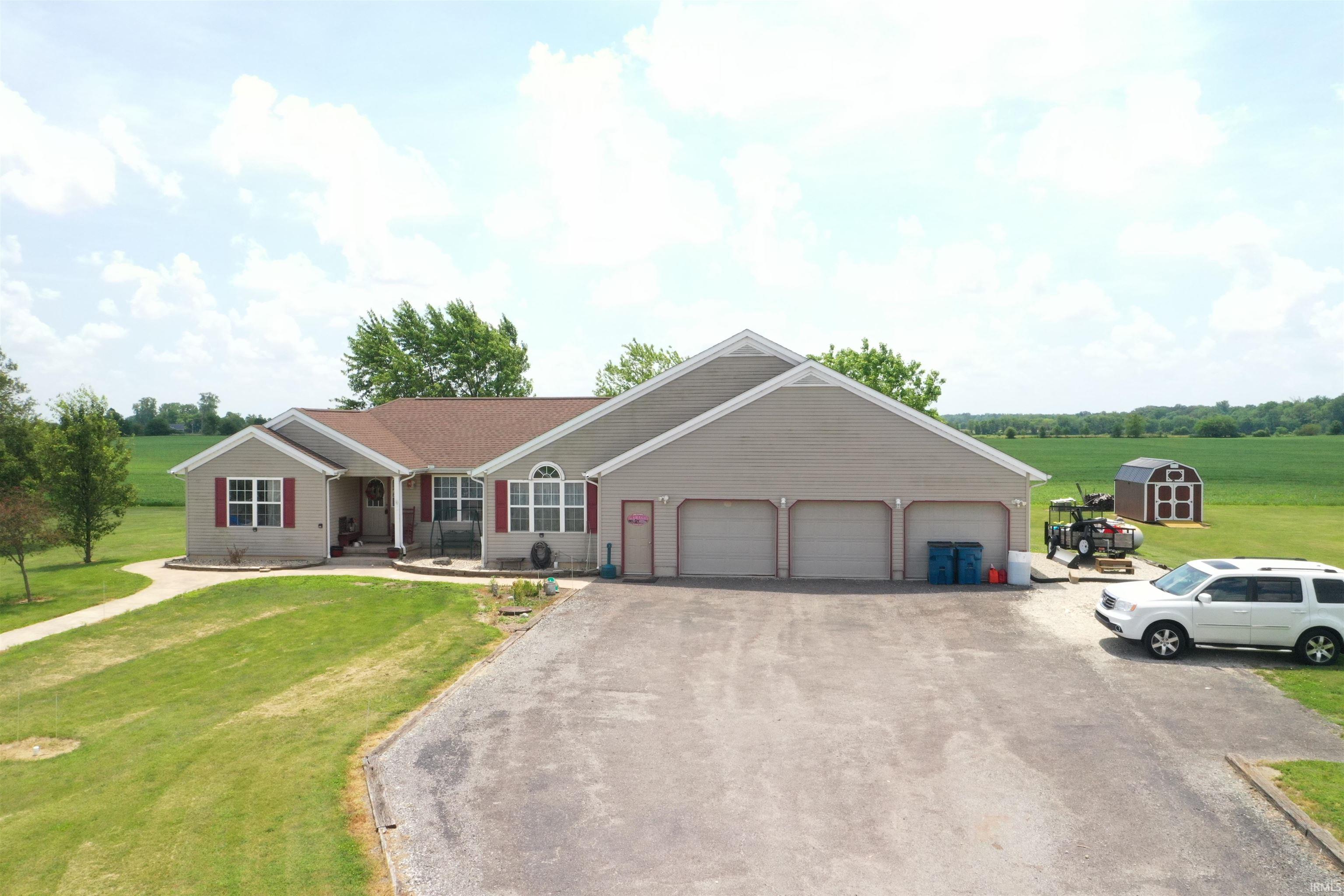 1247 West Division Road Huntington, IN 46750 - Photo 3 of 36 Gallery Image 3