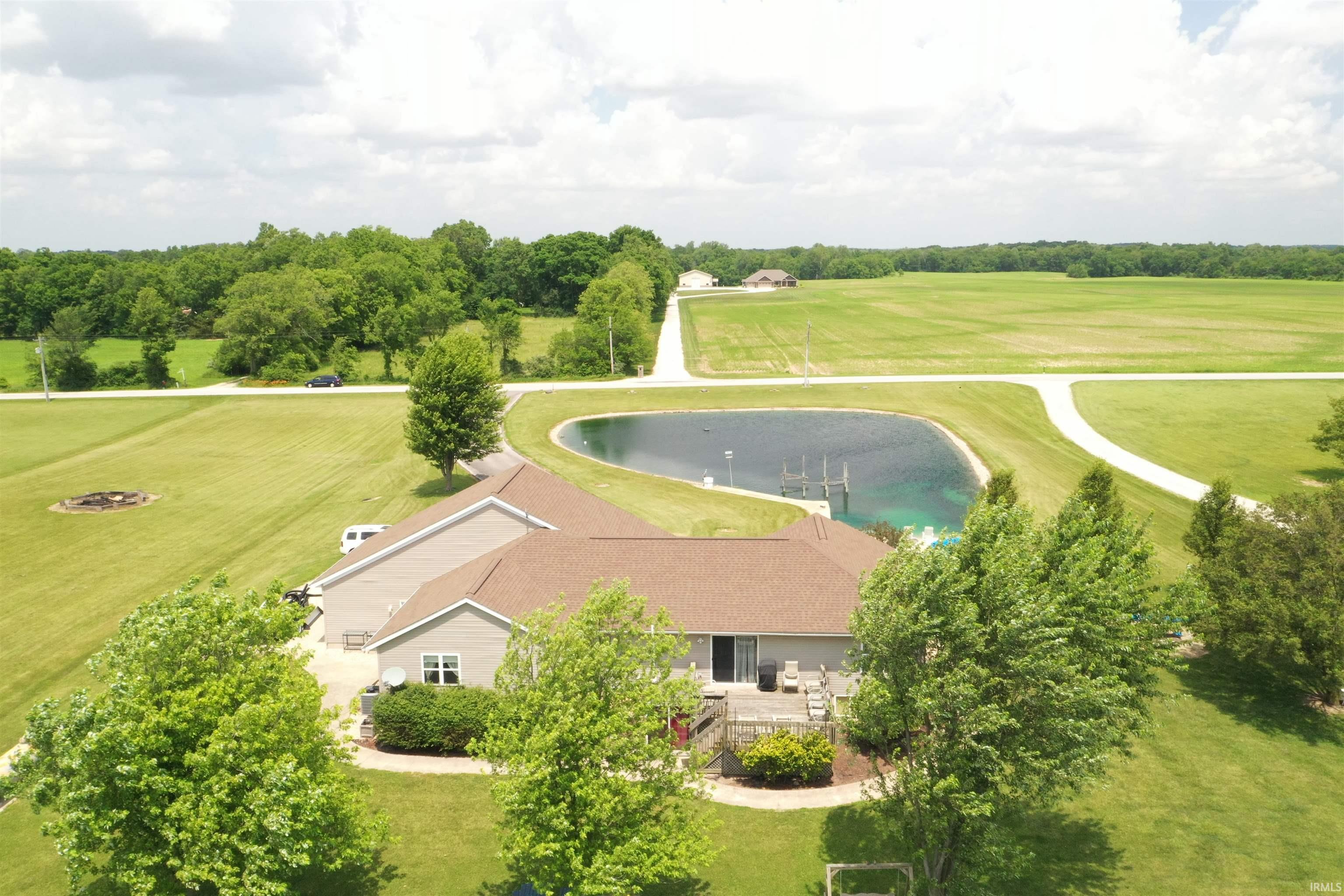 1247 West Division Road Huntington, IN 46750 - Photo 4 of 36 Gallery Image 4