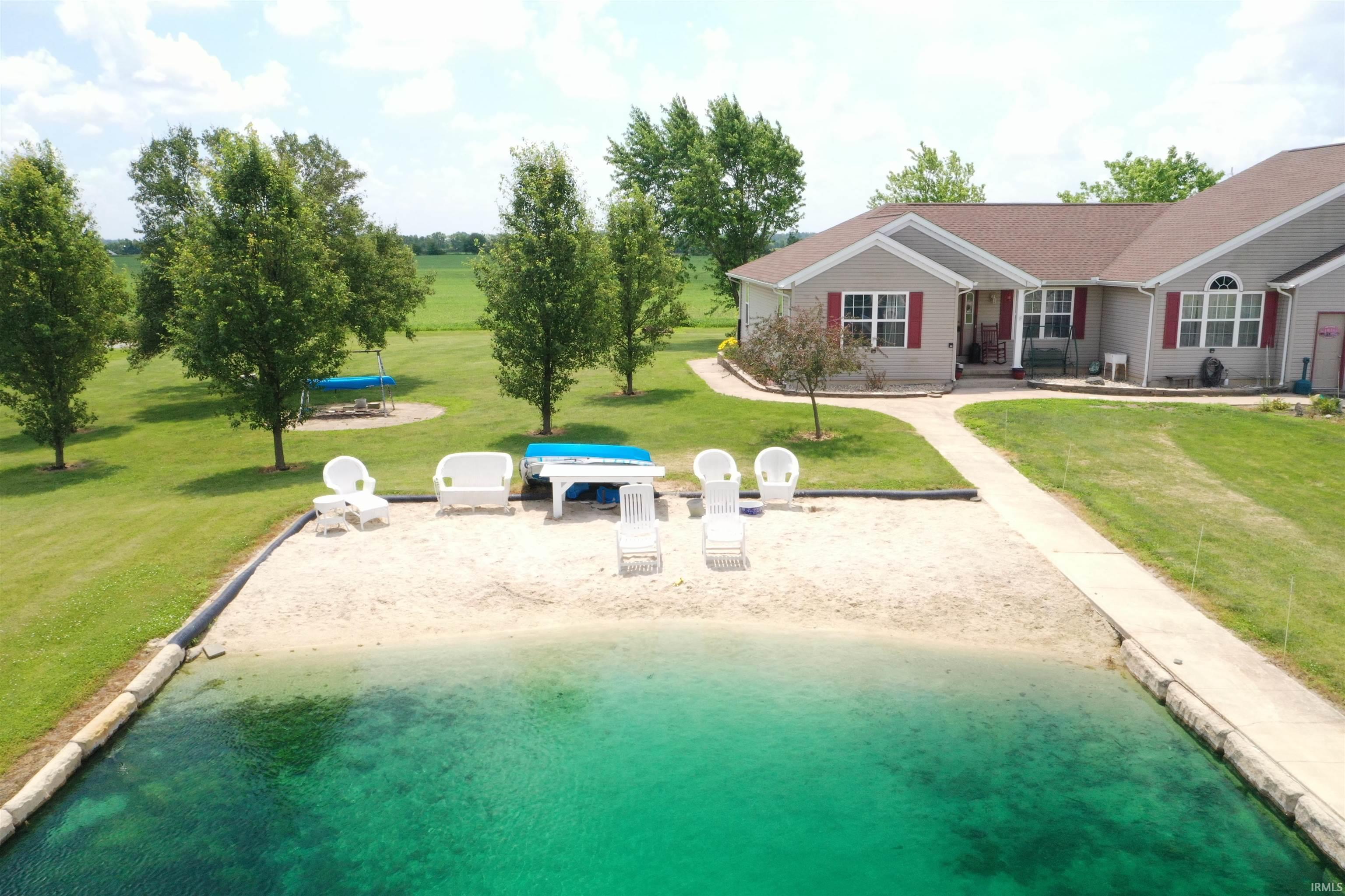1247 West Division Road Huntington, IN 46750 - Photo 9 of 36 Gallery Image 9