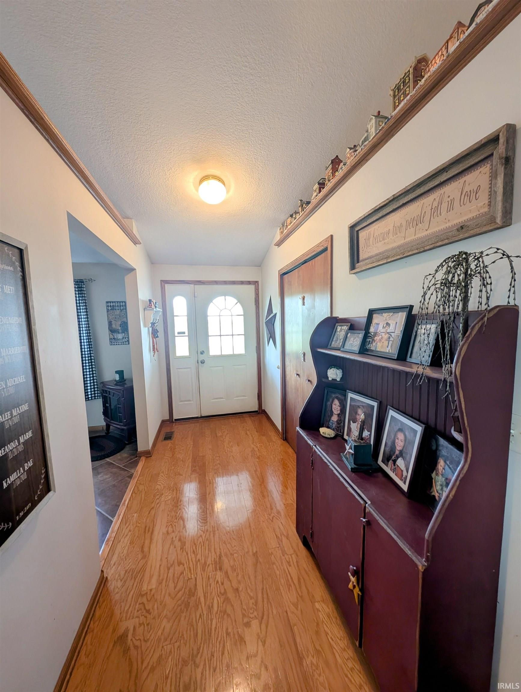 1247 West Division Road Huntington, IN 46750 - Photo 10 of 36 Gallery Image 10