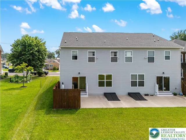 a view of outdoor space yard and patio