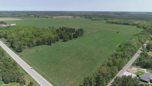 $400,000 | 184-acres M-94 Highway, Manistique, MI 49854