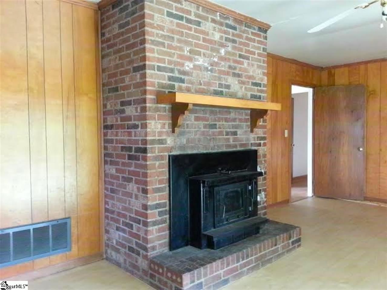 2 Edwards Road Greenville, SC 29607 - Photo 11 of 35 Gallery Image 11