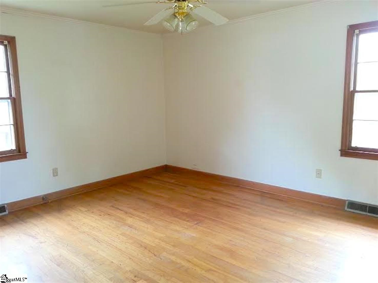 2 Edwards Road Greenville, SC 29607 - Photo 17 of 35 Gallery Image 17