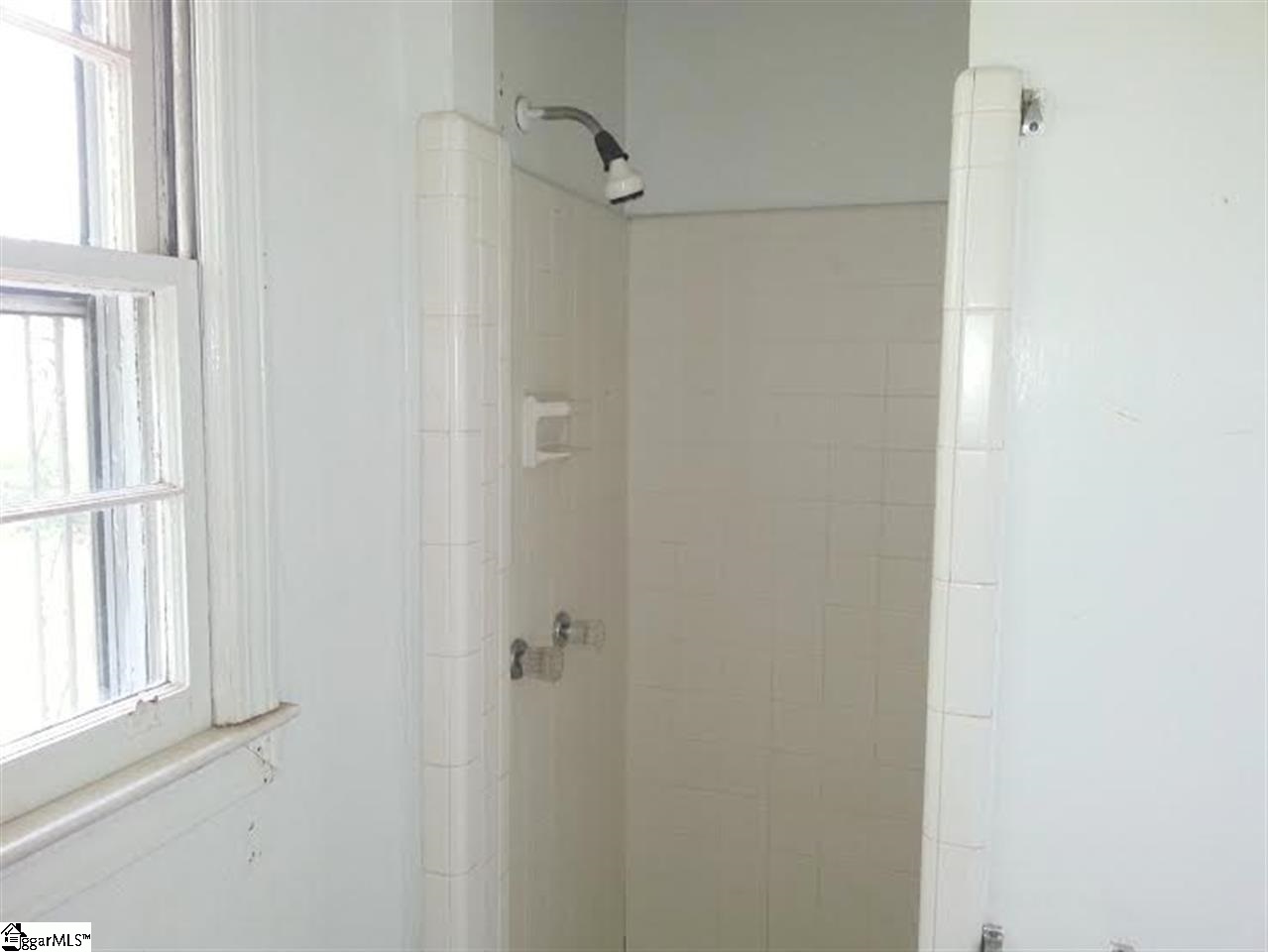 2 Edwards Road Greenville, SC 29607 - Photo 21 of 35 Gallery Image 21