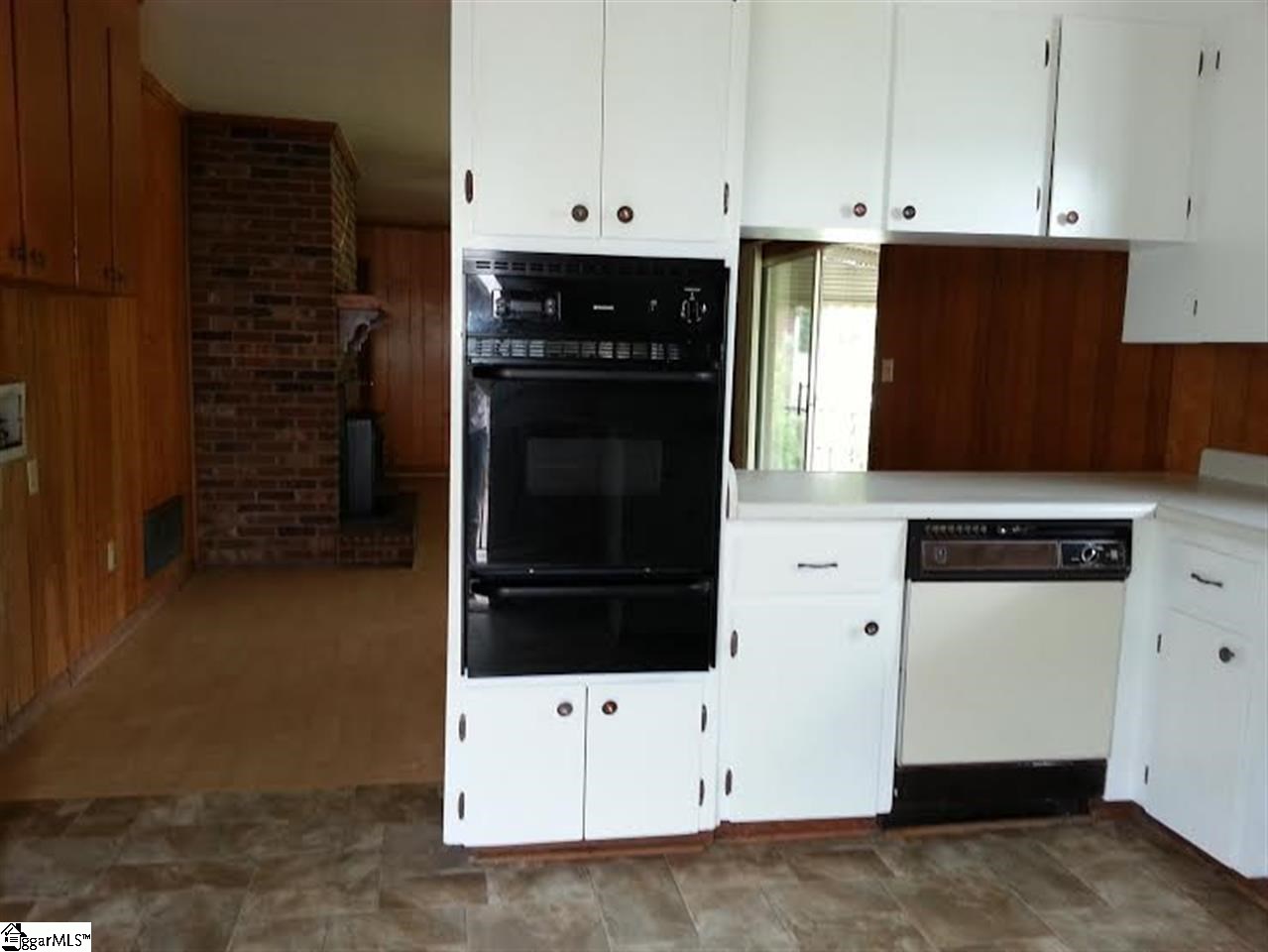 2 Edwards Road Greenville, SC 29607 - Photo 10 of 35 Gallery Image 10
