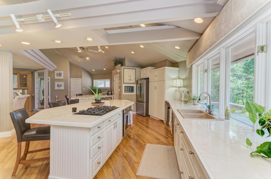 3205 West Southmor Road Morris, IL 60450 - Photo 22 of 74 a large white kitchen with a large window