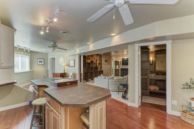 $788,000 | 3205 West Southmor Road, Morris, IL 60450