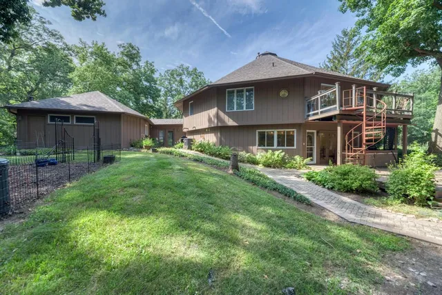 $788,000 | 3205 West Southmor Road, Morris, IL 60450